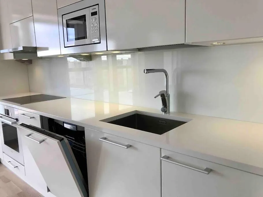 Tilava Yksioe 35,5 M2 Merenrannalla Helsinki